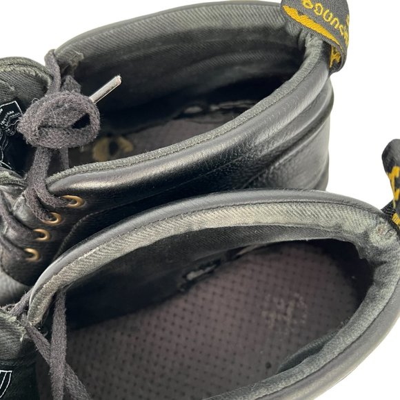Dr Martens Doc Martens LEA GRIZZLY Mens 12 Chukka Boots Black Pebbled Leather main image 2